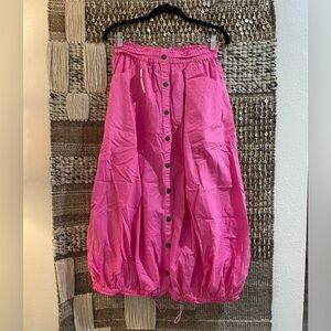 NWT Pilcro hot pink midi front snap parachute skirt sz S